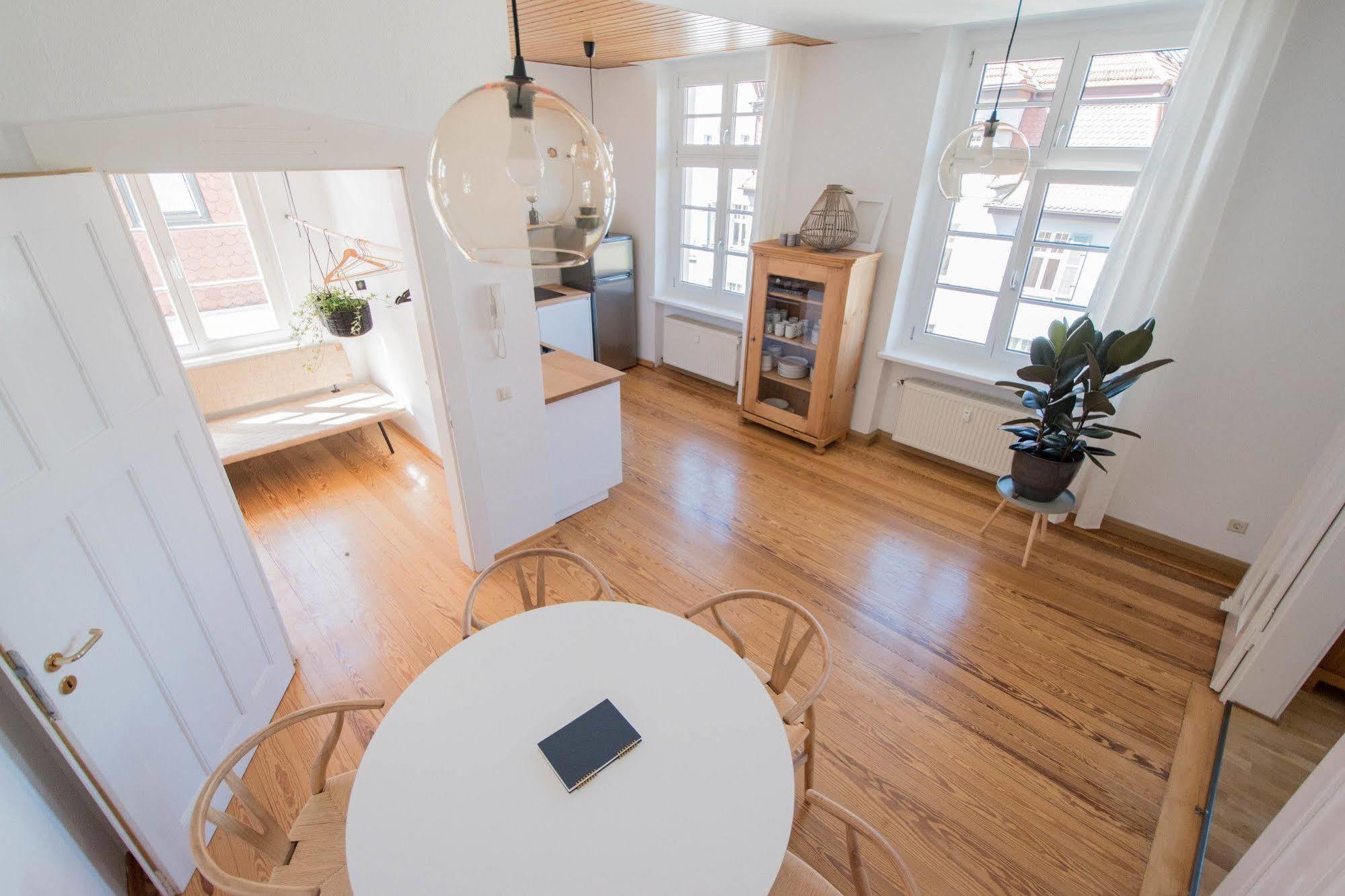 Apartamento Modern Design Im Klassischem Altbau Weimar (Thuringia)