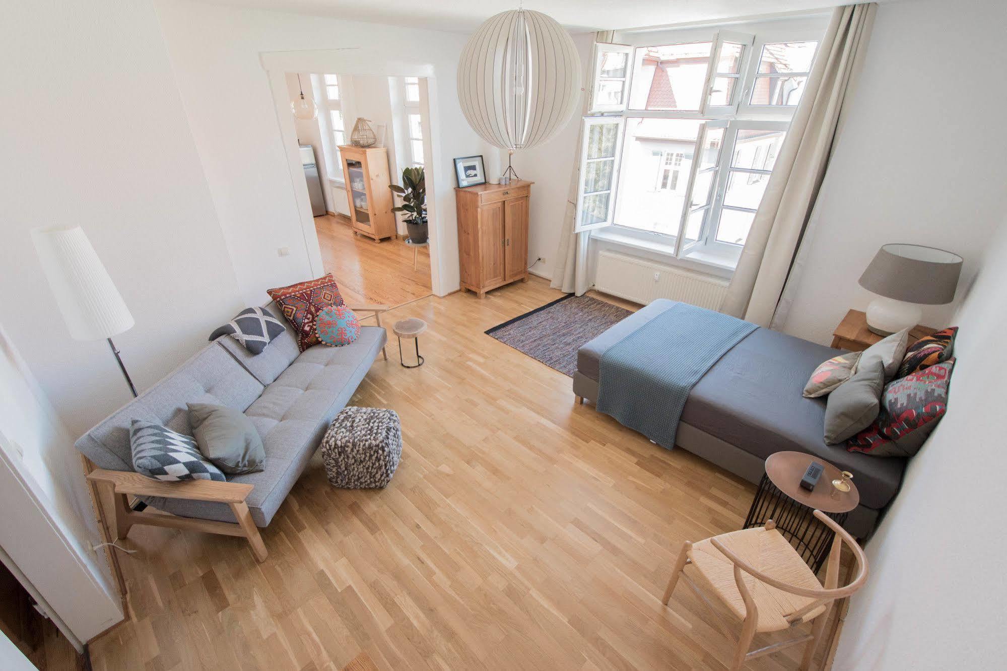 Modern Design Im Klassischem Altbau Apartment Weimar (Thüringen)